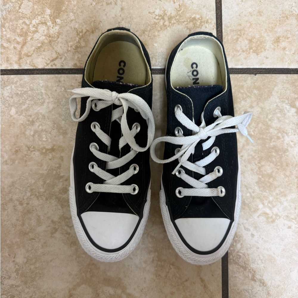CONVERSE Chuck Taylor All Star Sneaker - Women's